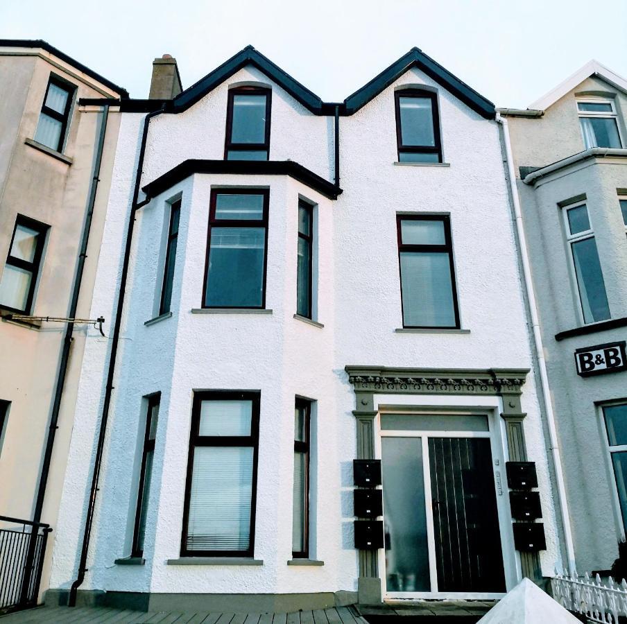 6 Golf Terrace - Portrush By The Sea公寓 外观 照片