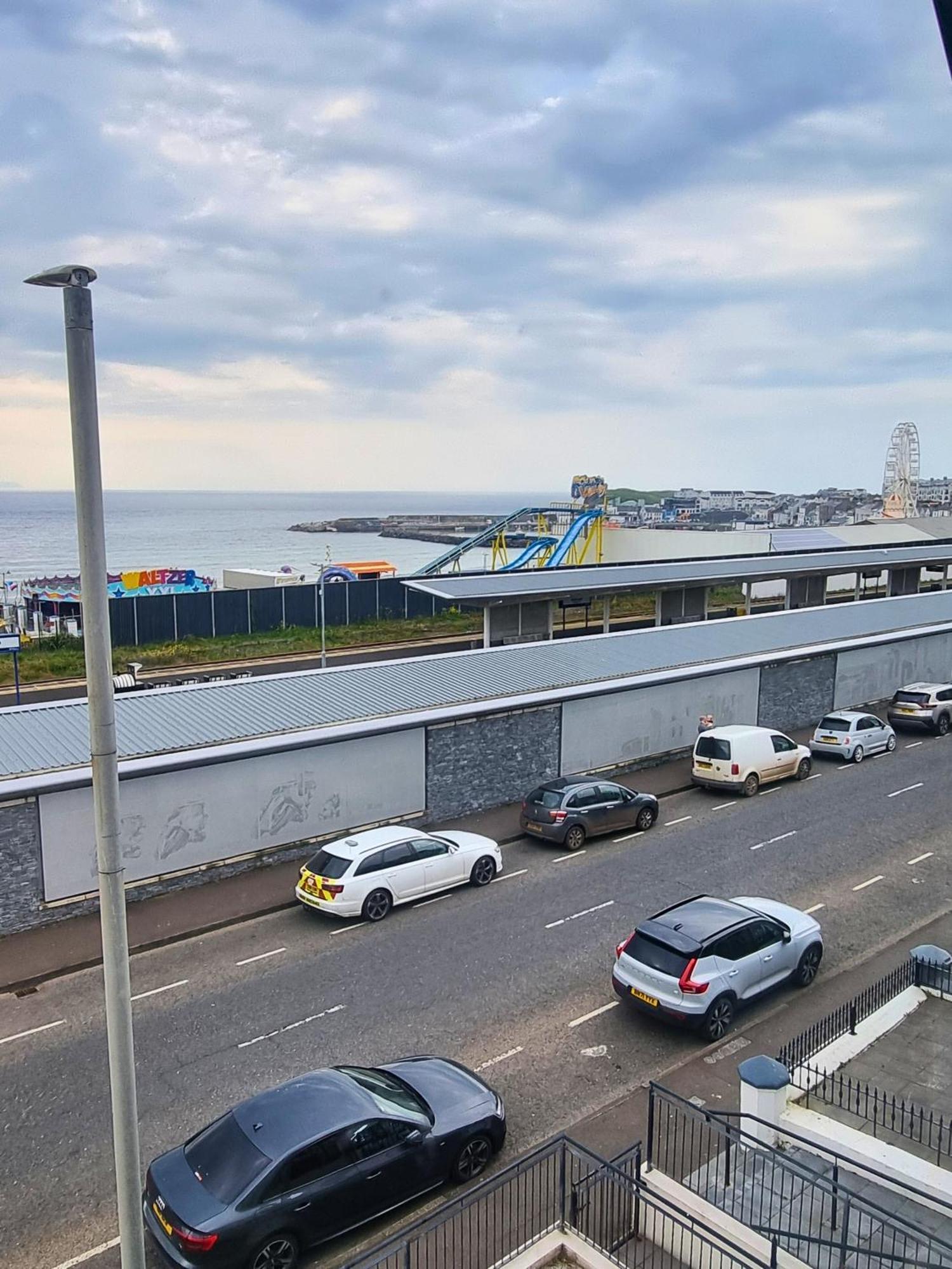 6 Golf Terrace - Portrush By The Sea公寓 外观 照片